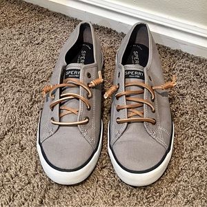 Sperry Sneaker